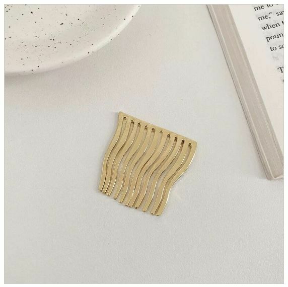 Hot selling simple metal seamless inverted comb (gold)