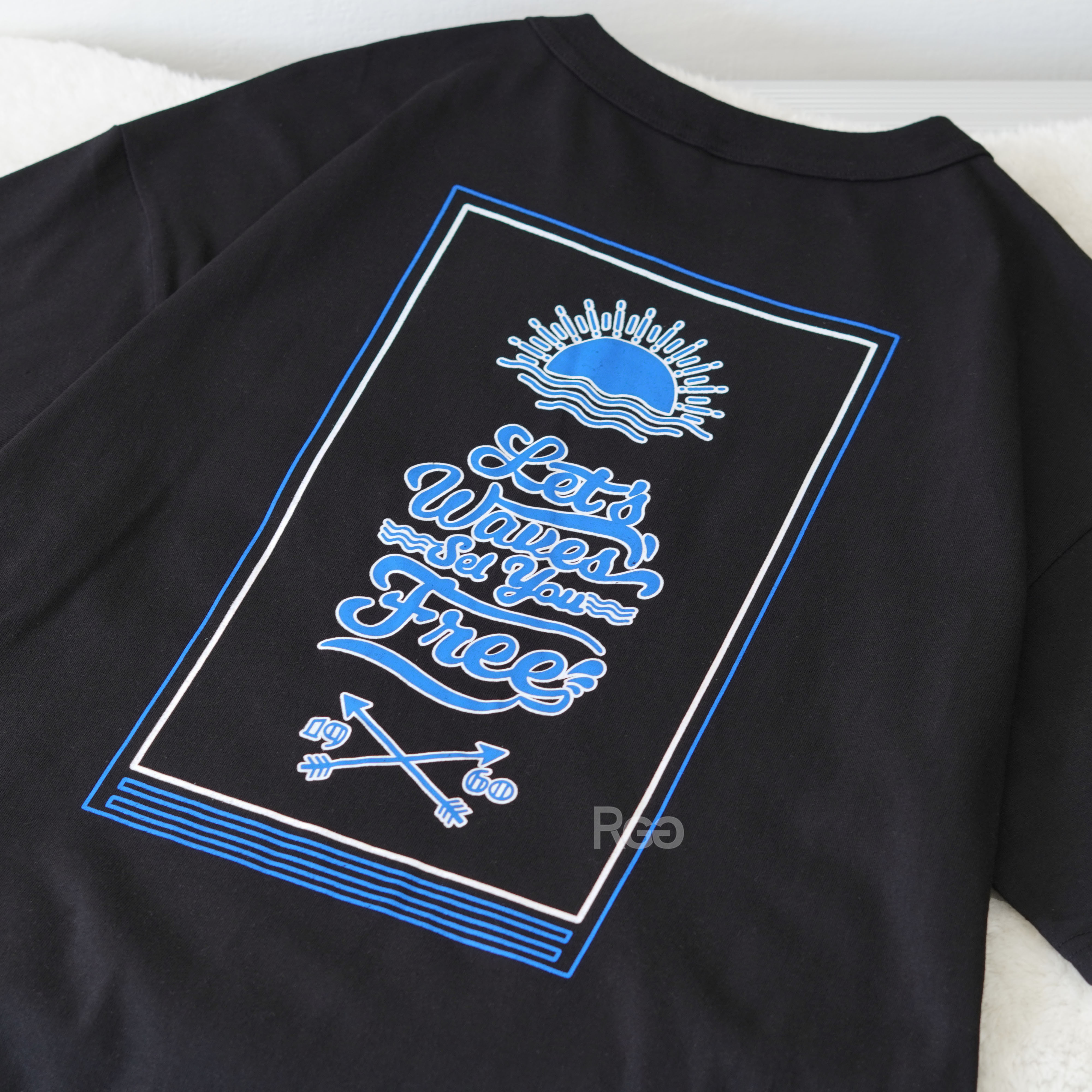 #24123 夏日海灘風格印花短T黑色背面