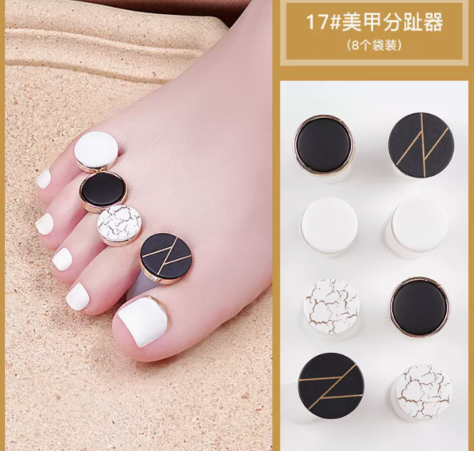Hot selling manicure tools toe separator 17 black and white