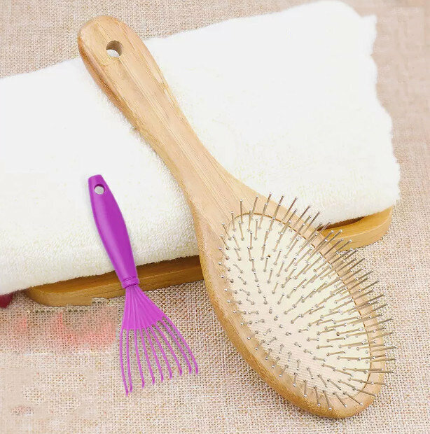 Popular comb (steel needle air cushion comb small size 8008S)