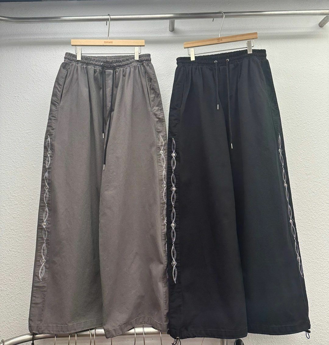 淨色綉花可束腳鬆身褲 GAME-039P