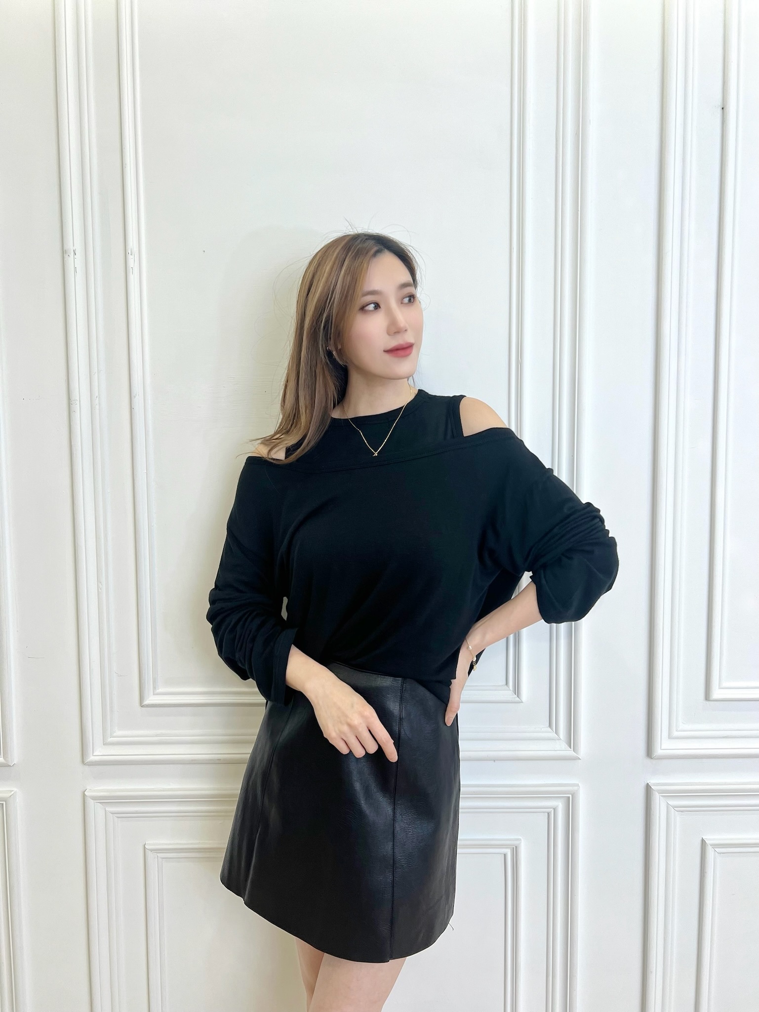 時髦必備!A字皮革短裙