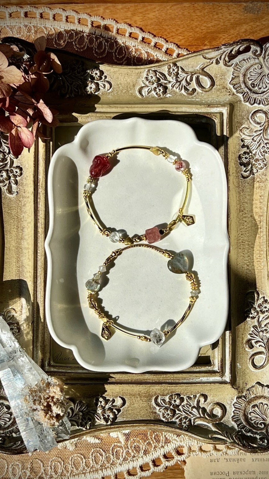 {月光中搗藥的兔子}