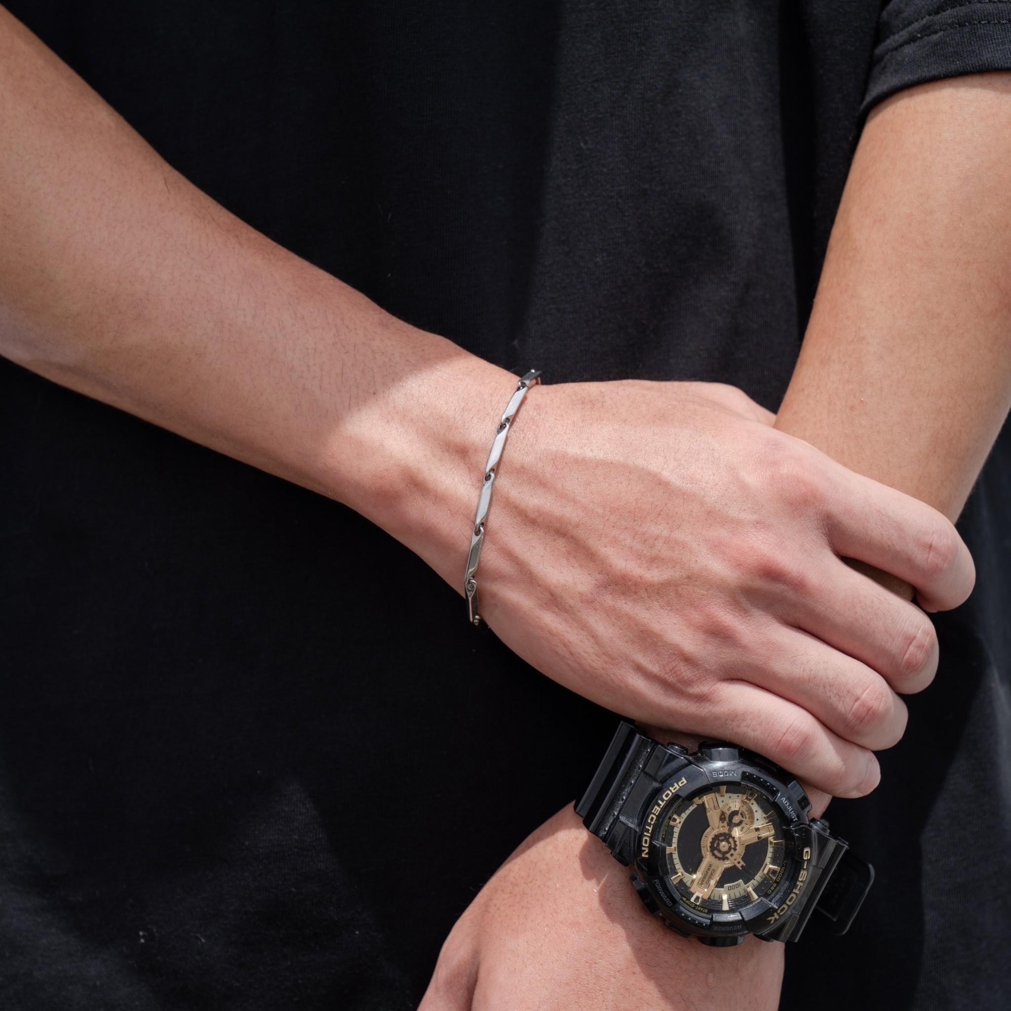 SBG 鈦鋼菱形竹葉幾何手鍊 B0142