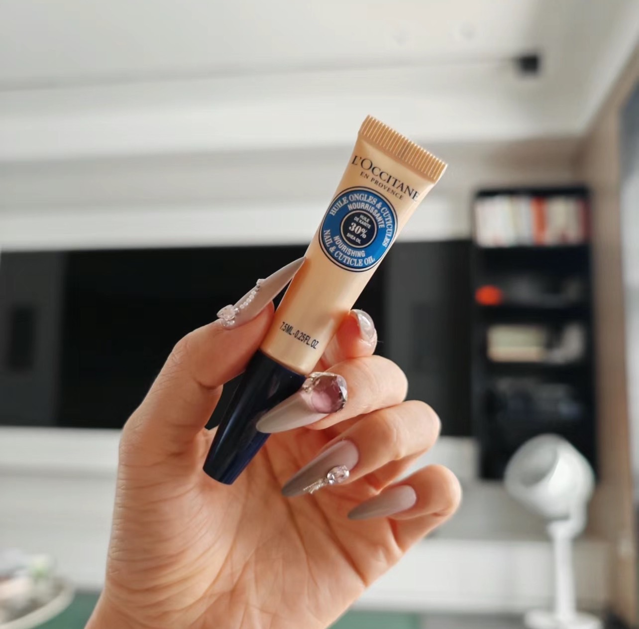 📦預購 L'OCCITANE歐舒丹-乳油木指緣修護油7.5ml （無盒）