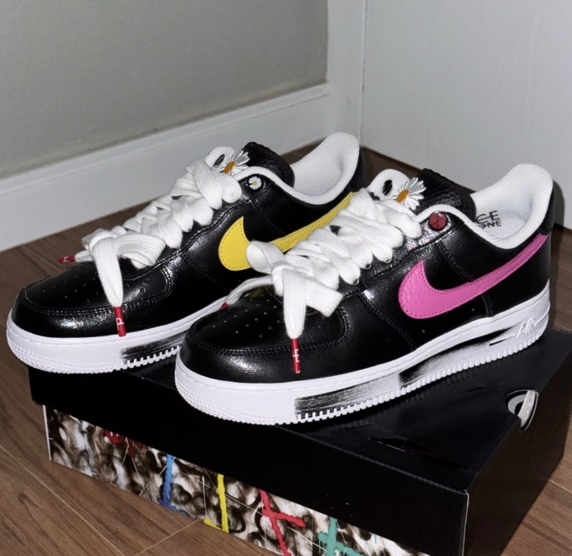【APAIR】預購 PEACEMINUSONE x Nike Air Force 1 low “para-noise 3.0” Gd 聯名款 鴛鴦配色 易碎鞋面 AQ3692-004