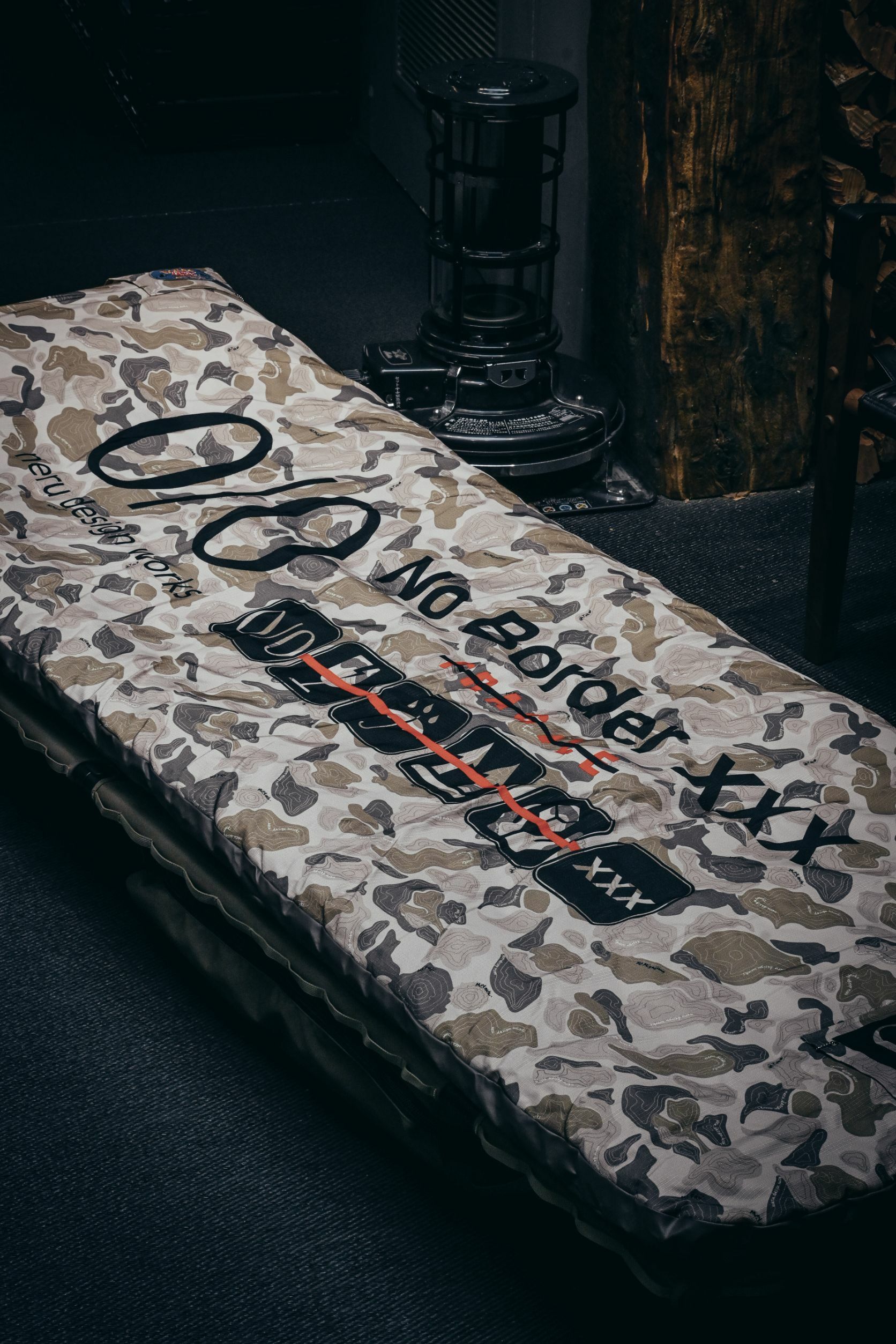 Neru Design x Wood Fuel 限量聯名 BOMBE 充氣氣墊床