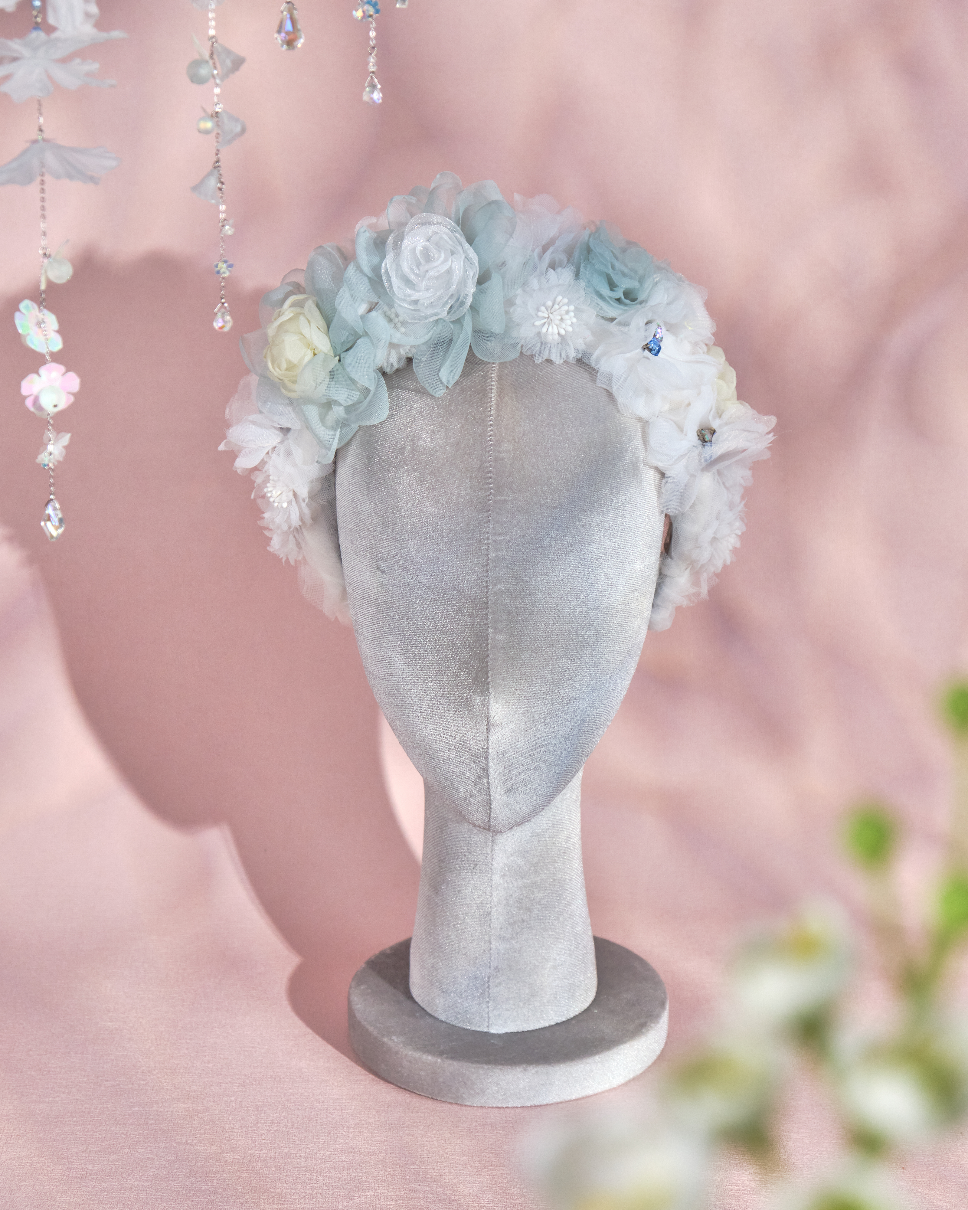 11102 Himari Fluffy Headband and Chain Pendants