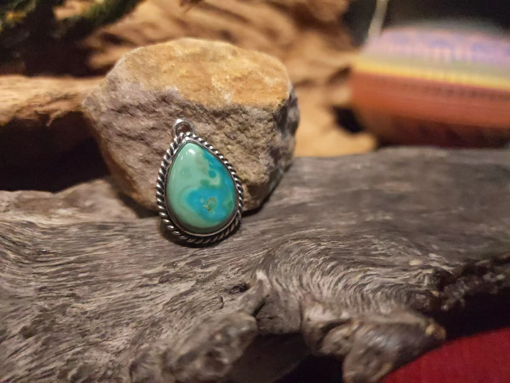 Black Venom Jewelry- Freedom & Prayer Sleeping Beauty 銀繩松石吊墜