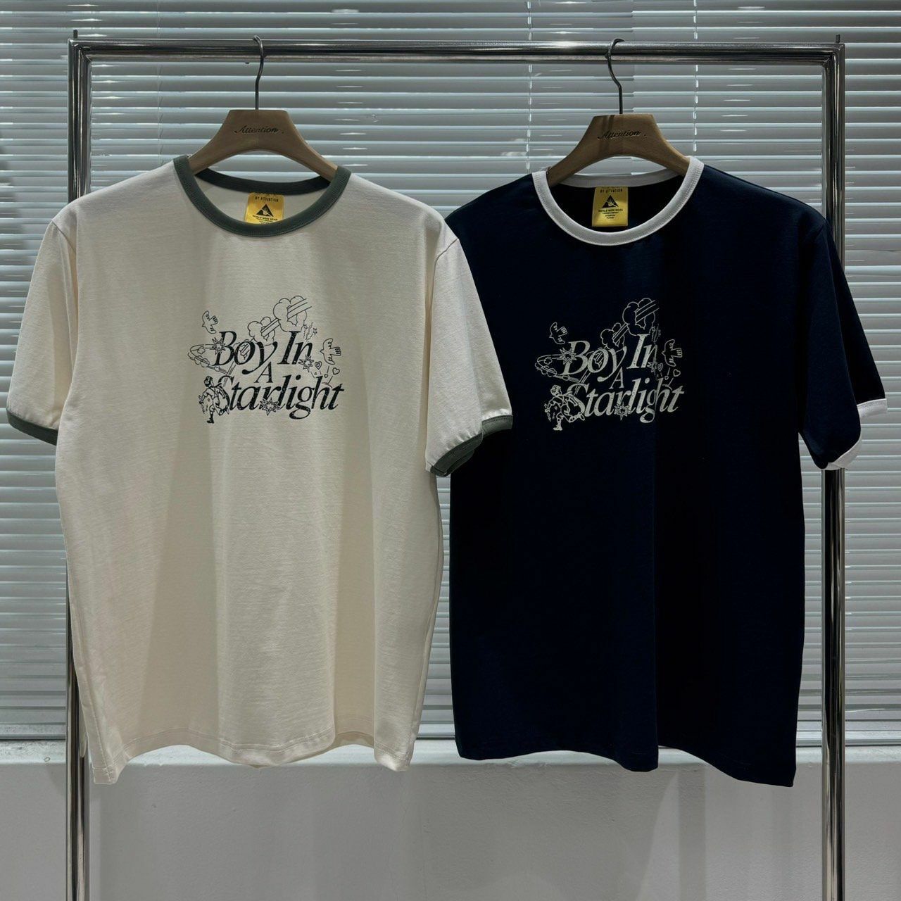 拼色英文字短袖Tee BY ATTENTION-236T