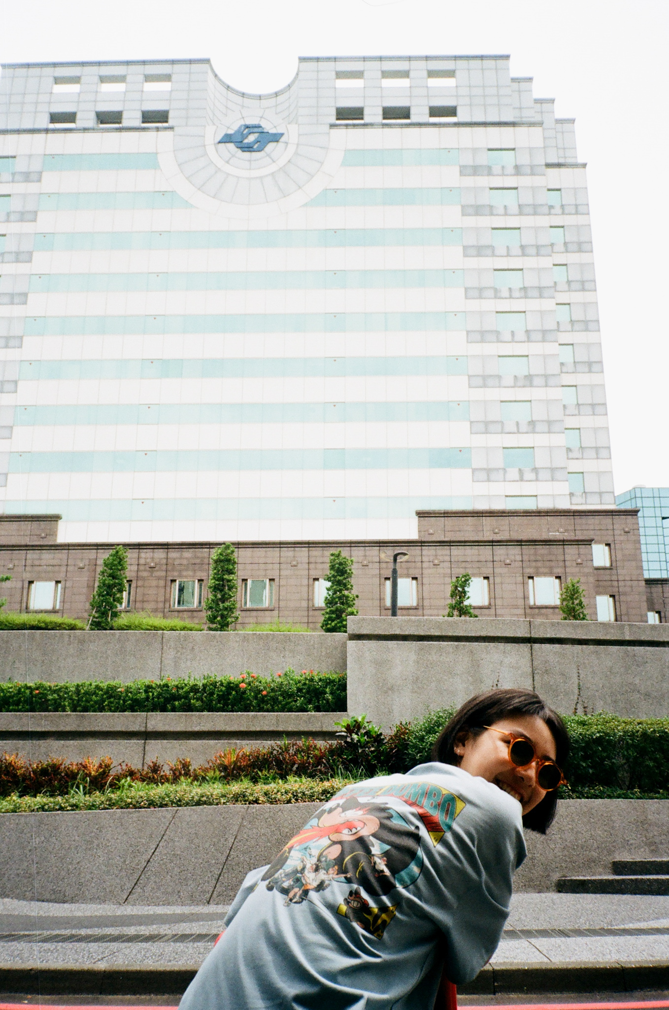 三週年紀念TEE －DUMBOZILLA🦕🔥