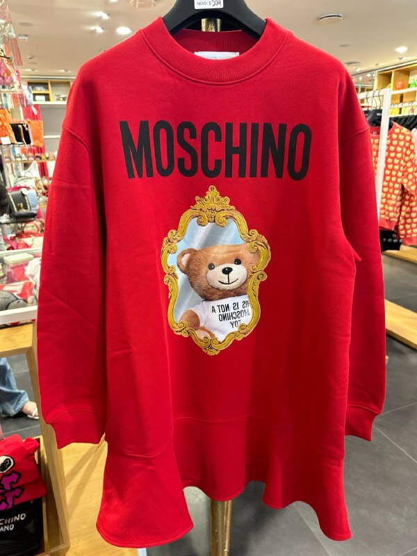 [S] MOSCHINO TEDDY BEAR IN MIRROR PRINT SWEATSHIRT DRESS,RED, DV04585428-7115 (SM873)