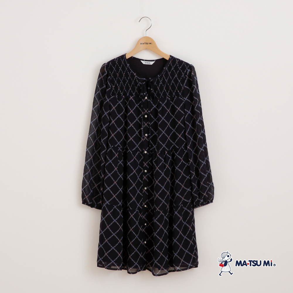 MA‧TSU Mi 優雅菱格小花壓紋印花雪紡感洋裝(深藍)