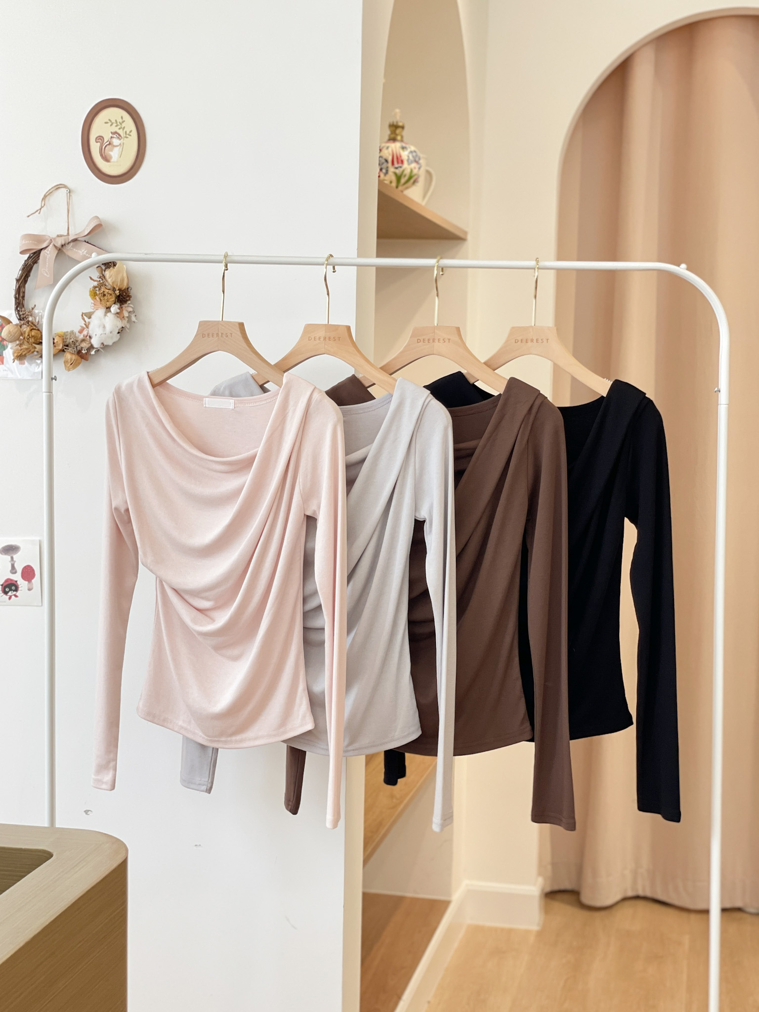 T1138 Wavy Soft Basic Top