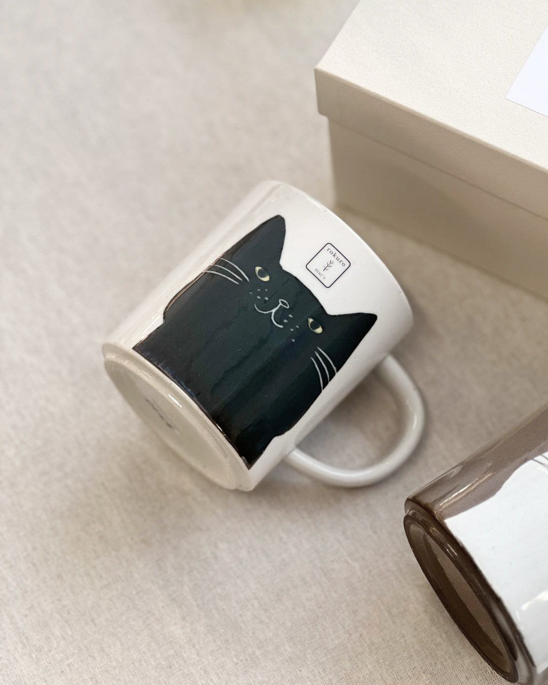 六魯 美濃燒 貓水杯 白色｜Blut's