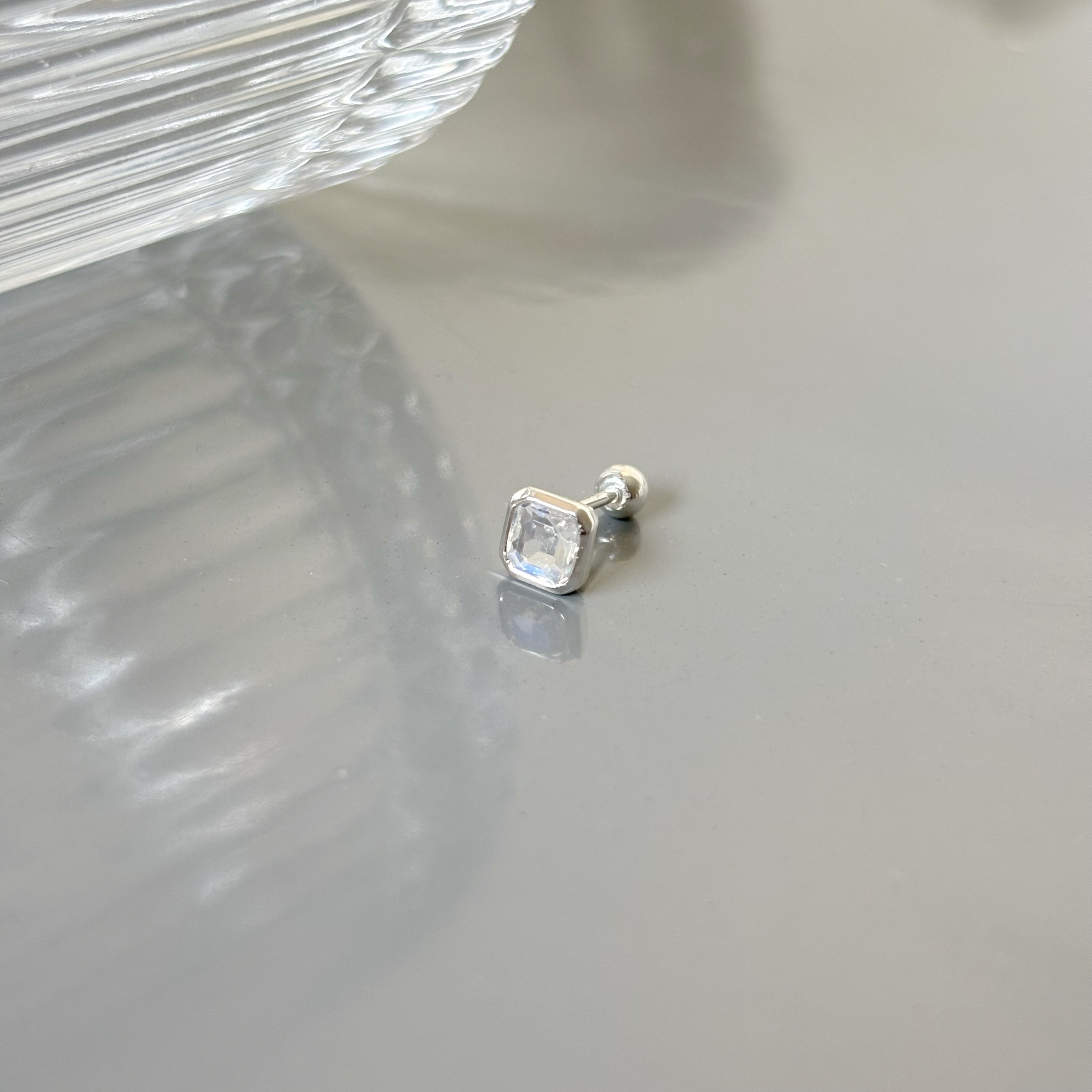 簡約Asscher月光石轉珠耳環