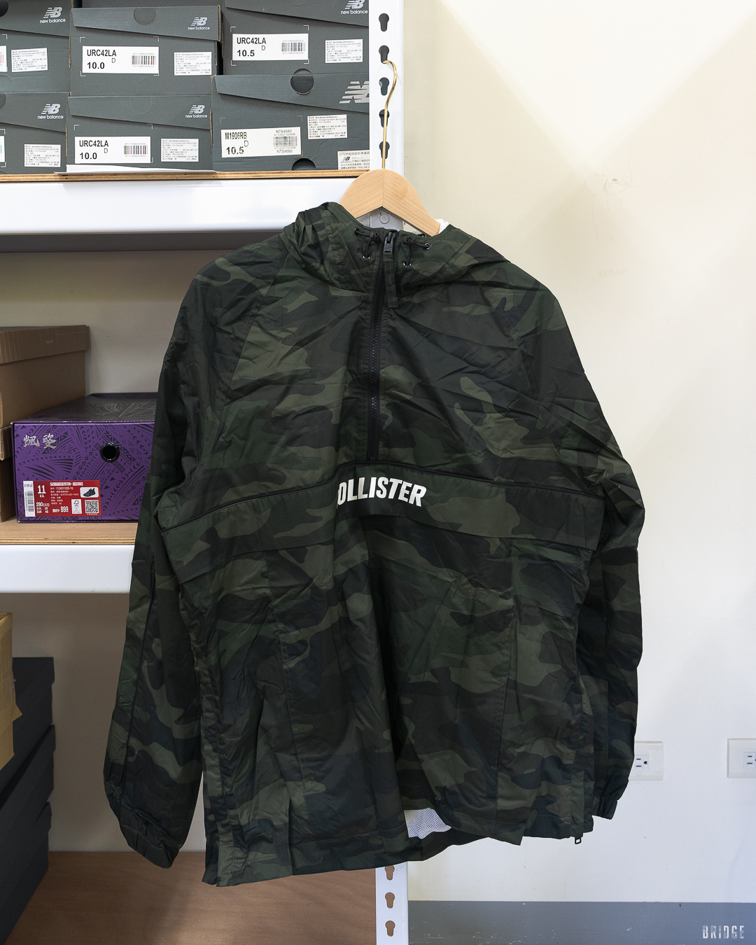 Hollister 海鷗衝鋒衣 (部分無吊牌 介意勿下單)