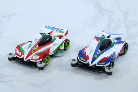 日本 TAKARA TOMY 多美小汽車 X 爆走兄弟