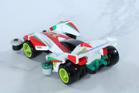 日本 TAKARA TOMY 多美小汽車 X 爆走兄弟