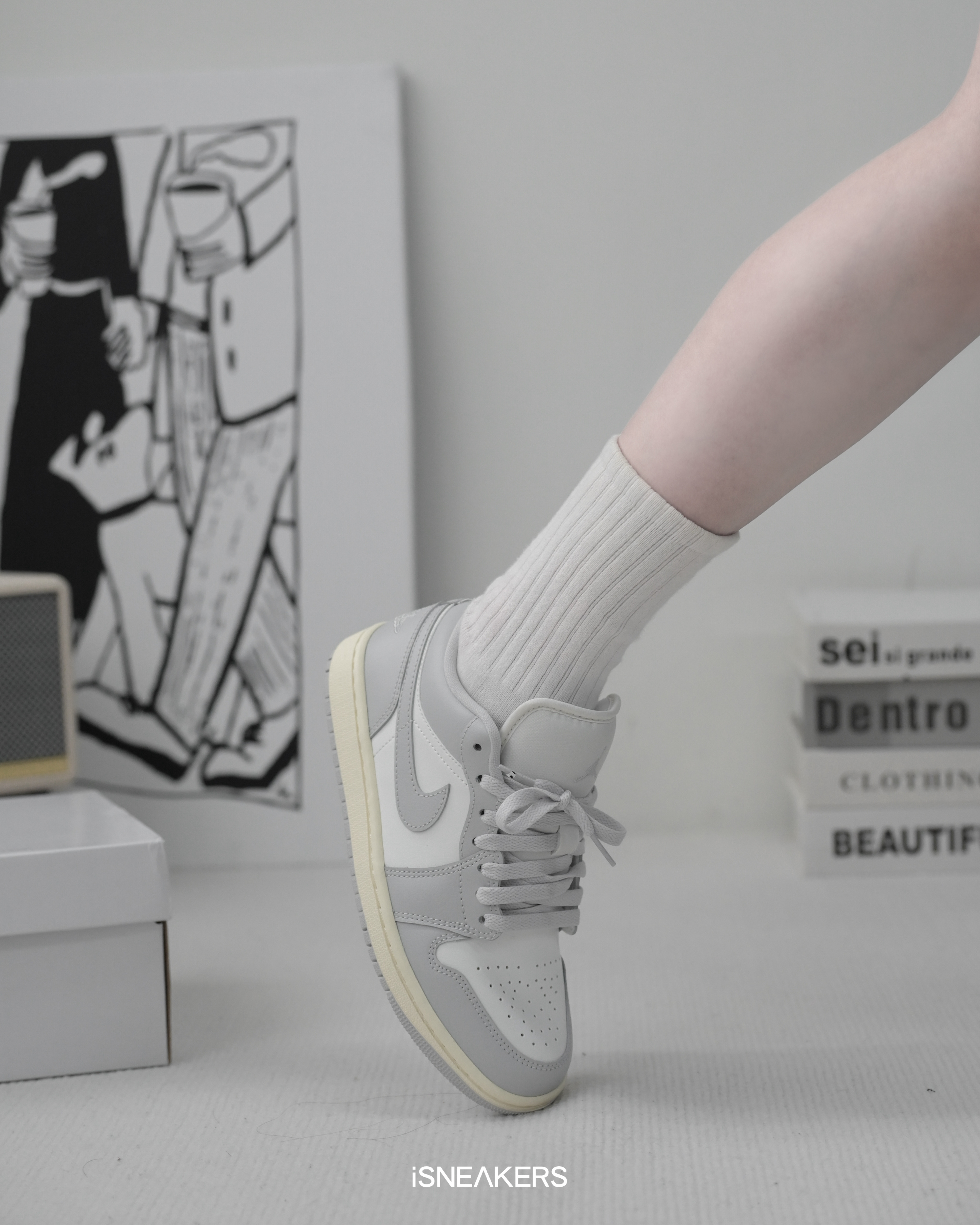 iSNEAKERS｜Air Jordan 1 Low "Light Grey Sail" 椰奶骨白灰 DC0774-103