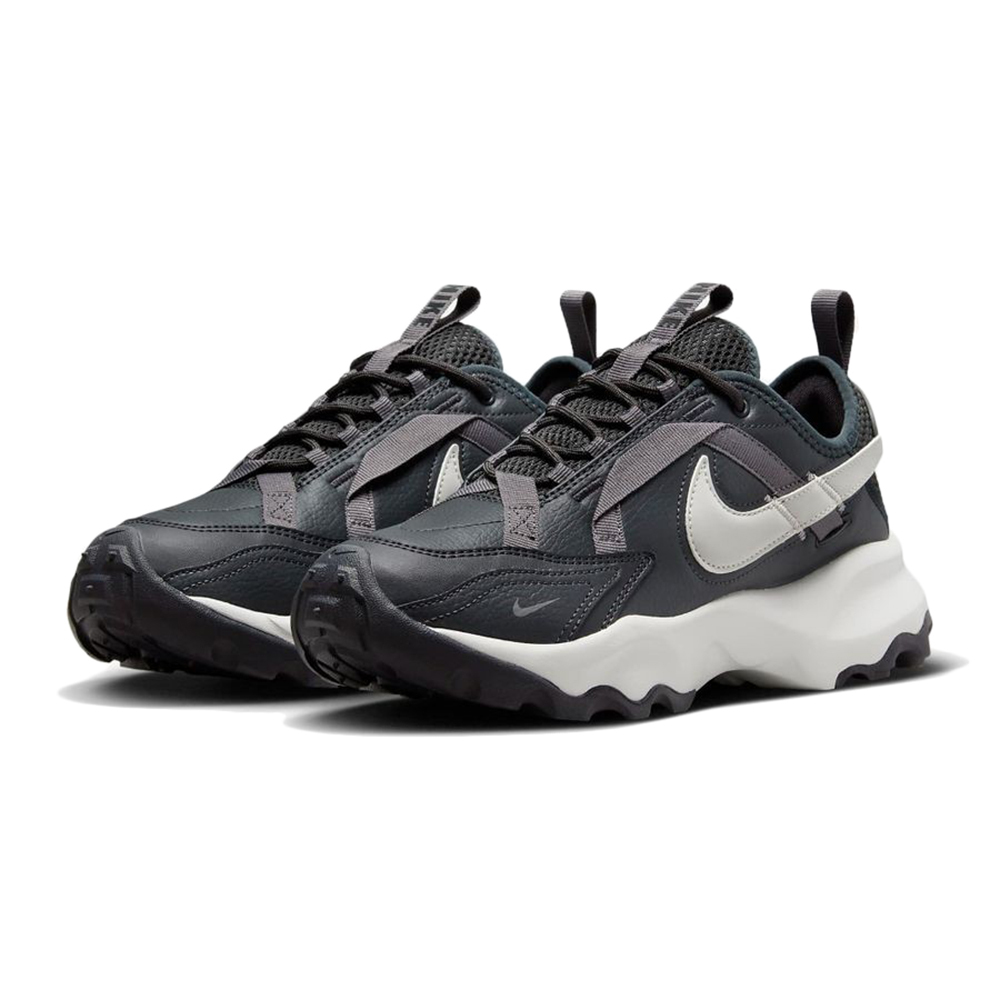 W Nike TC 7900 黑灰 DD9682-001