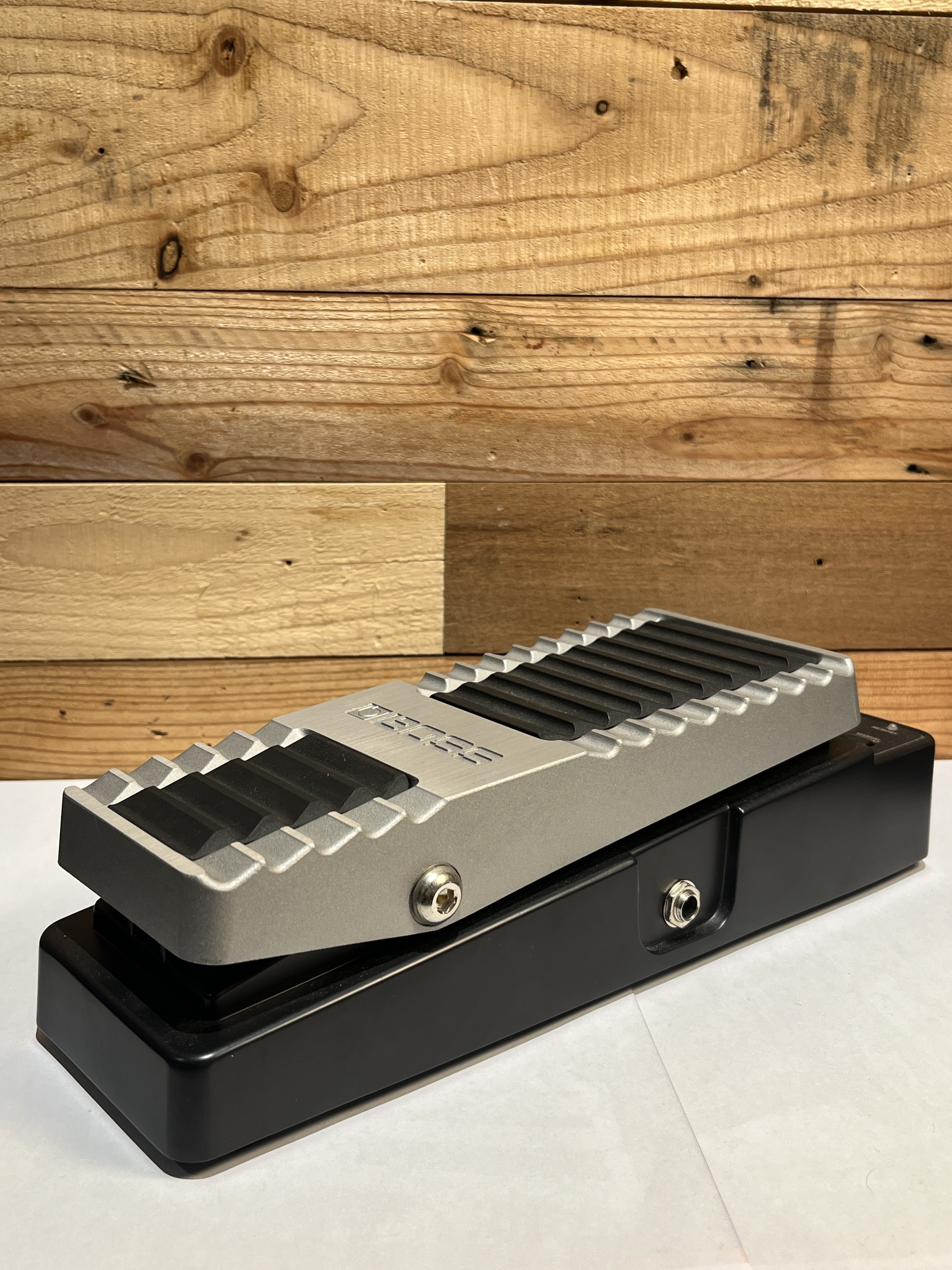 BOSS Boss_PW-10_Wah-wah效果器 第 3 張圖片｜三峽效果器