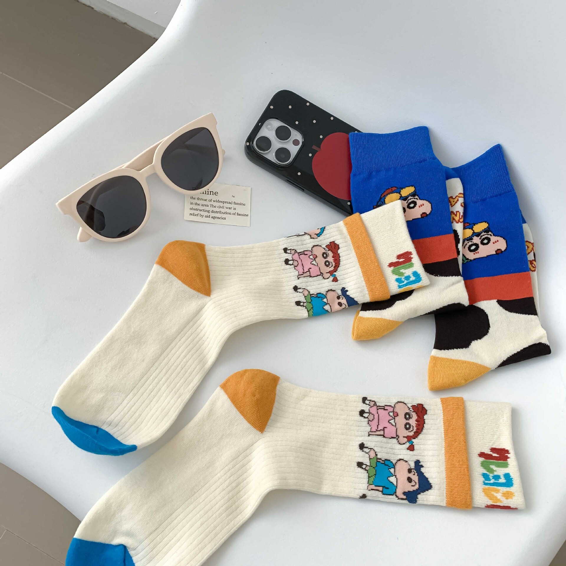 《4733》♾️可愛蠟筆小新系列中筒襪