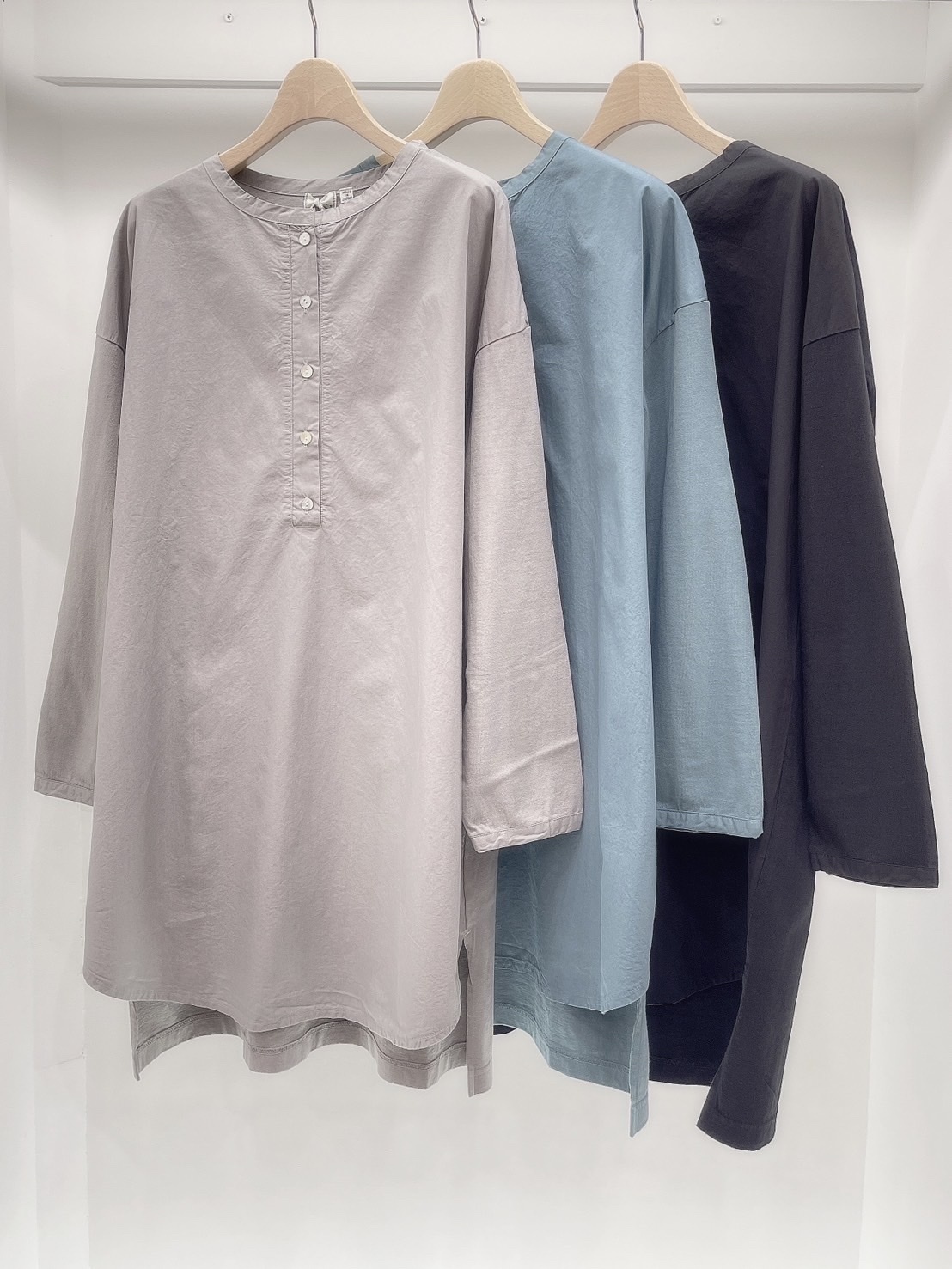 有機布料切換T領長衫