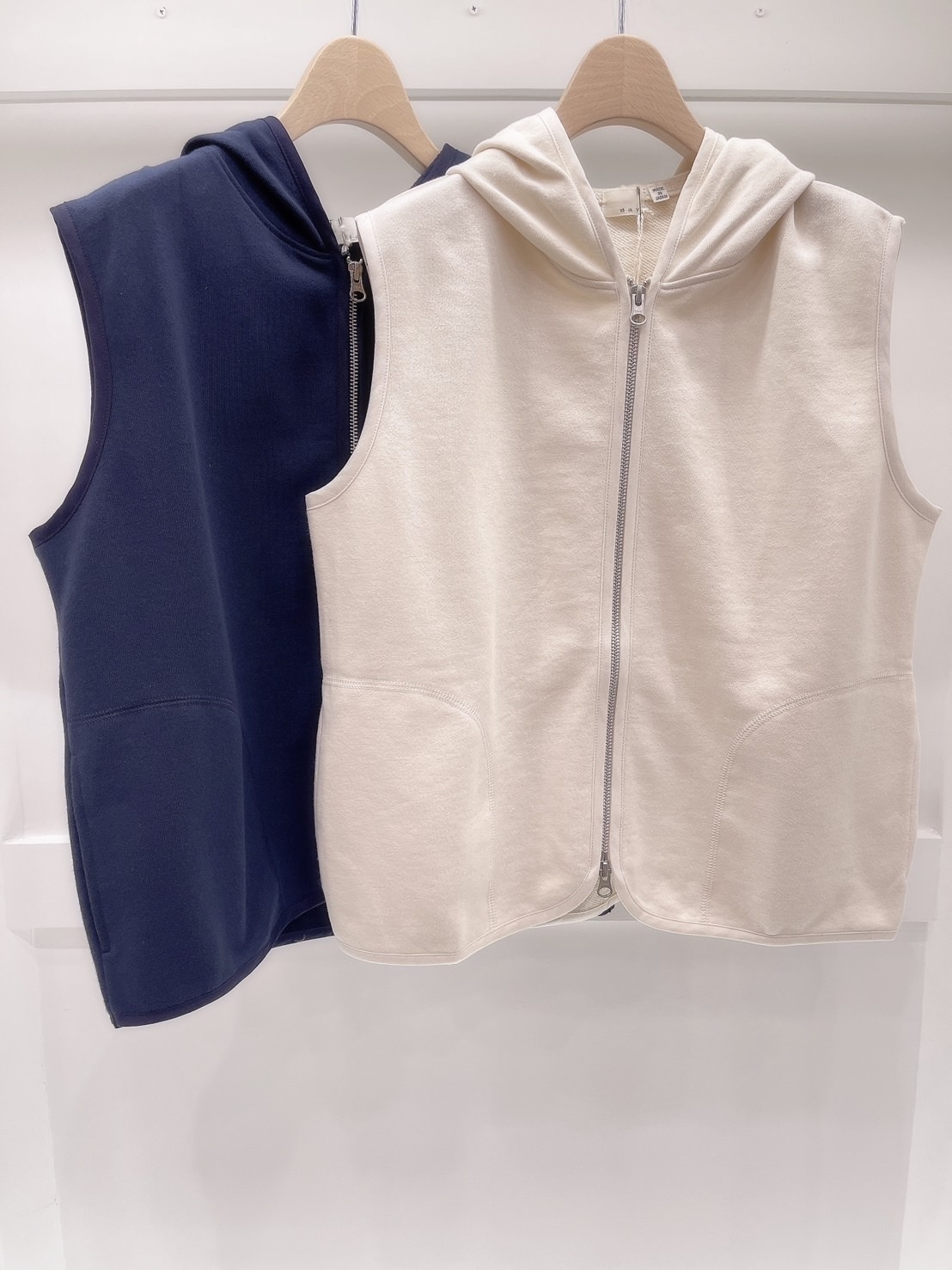 連帽ZIP背心