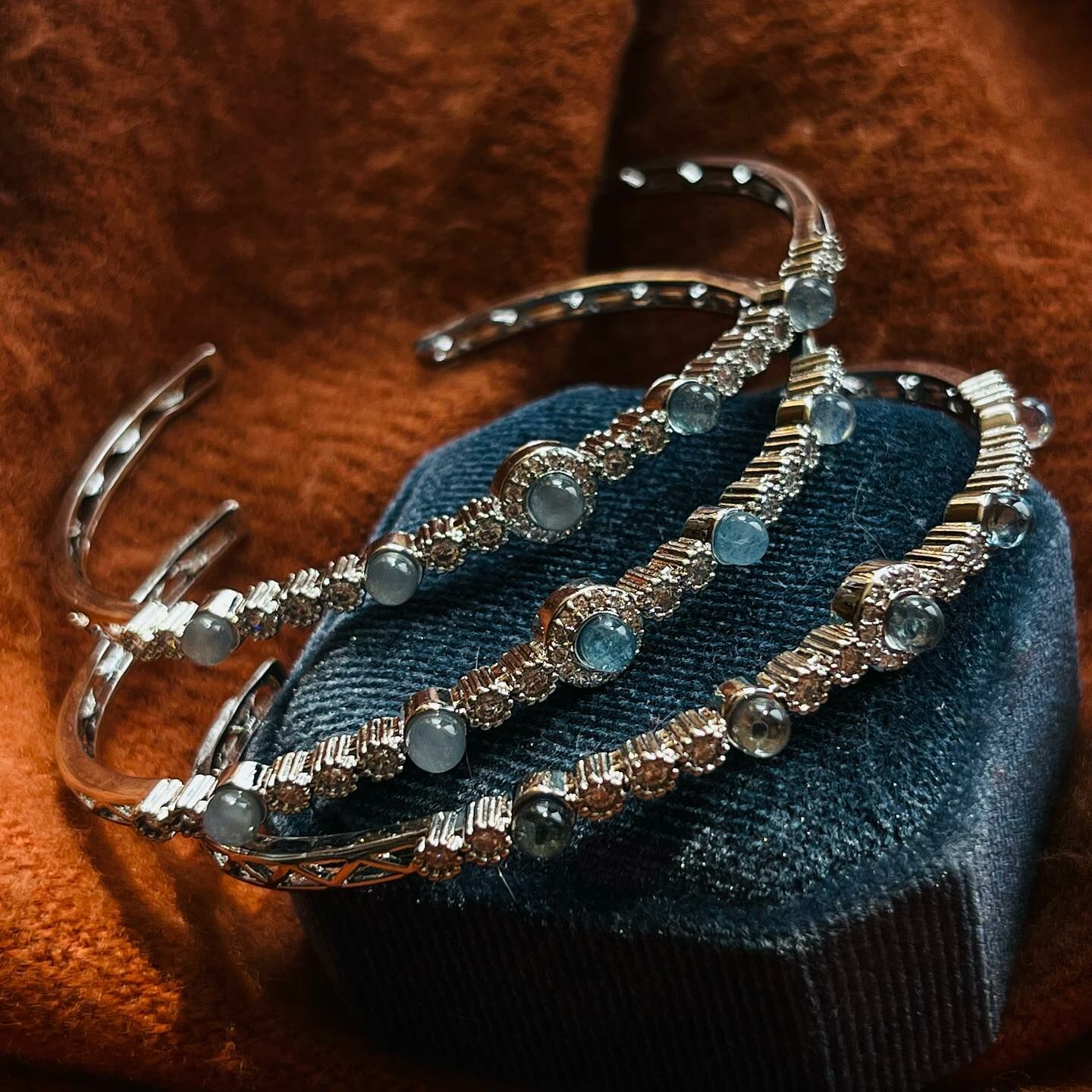 [原石] 海藍寶 金屬手鐲 水晶手鐲