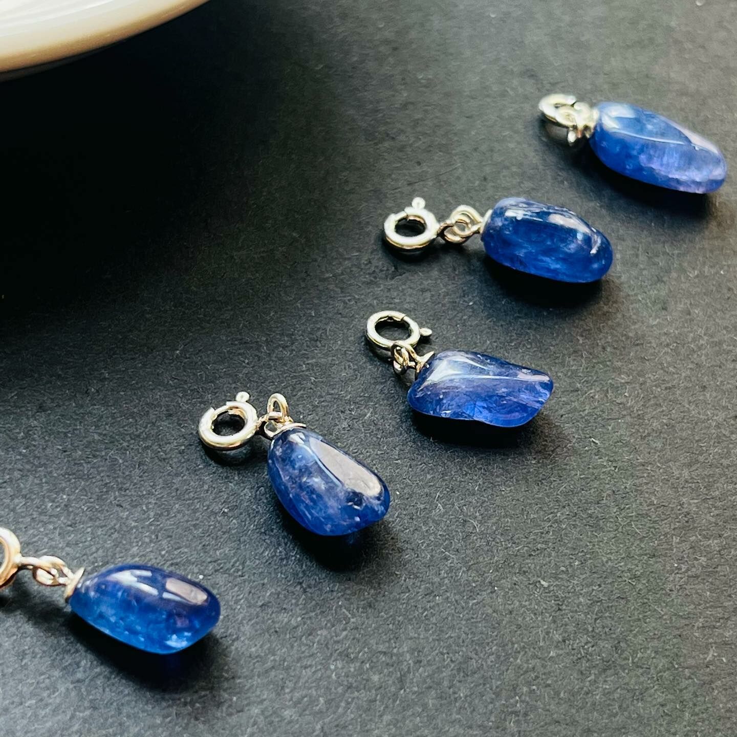 [原石] 坦桑石 / 丹泉石 項鍊吊墜