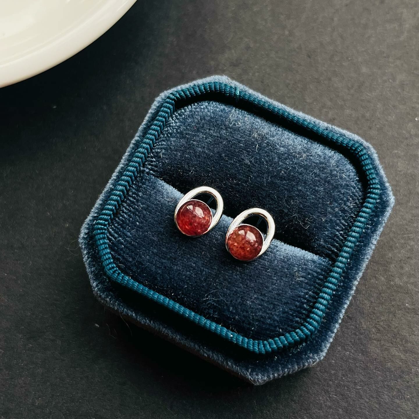 [原石] 草莓晶 925銀 水晶耳環