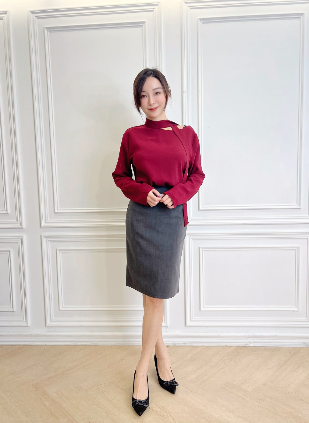 領間挖空綁帶上衣