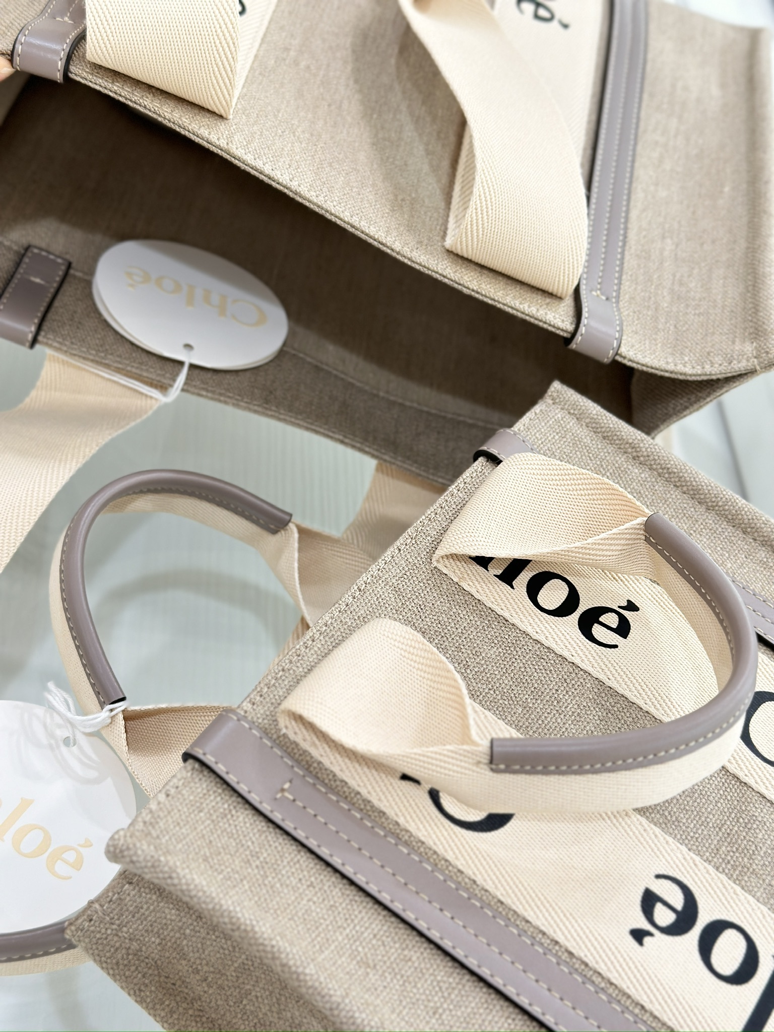 CHLOE Woody Medium Tote