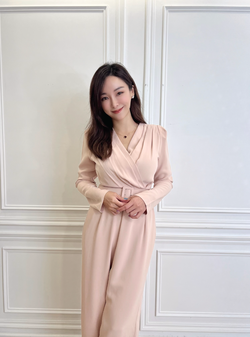 V領間多褶長袖腰帶連身褲