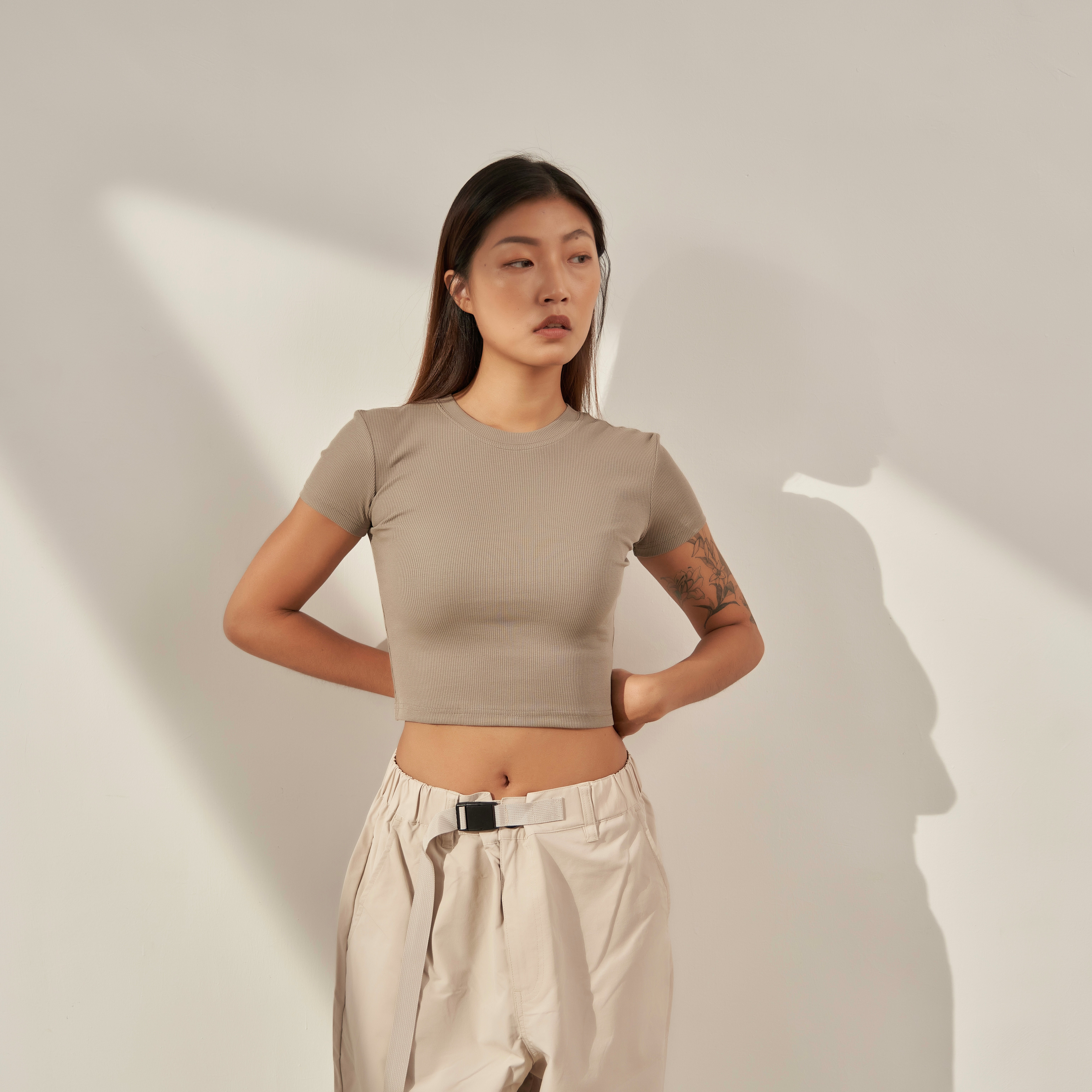 REALATiON - 螺紋親膚短版Tee