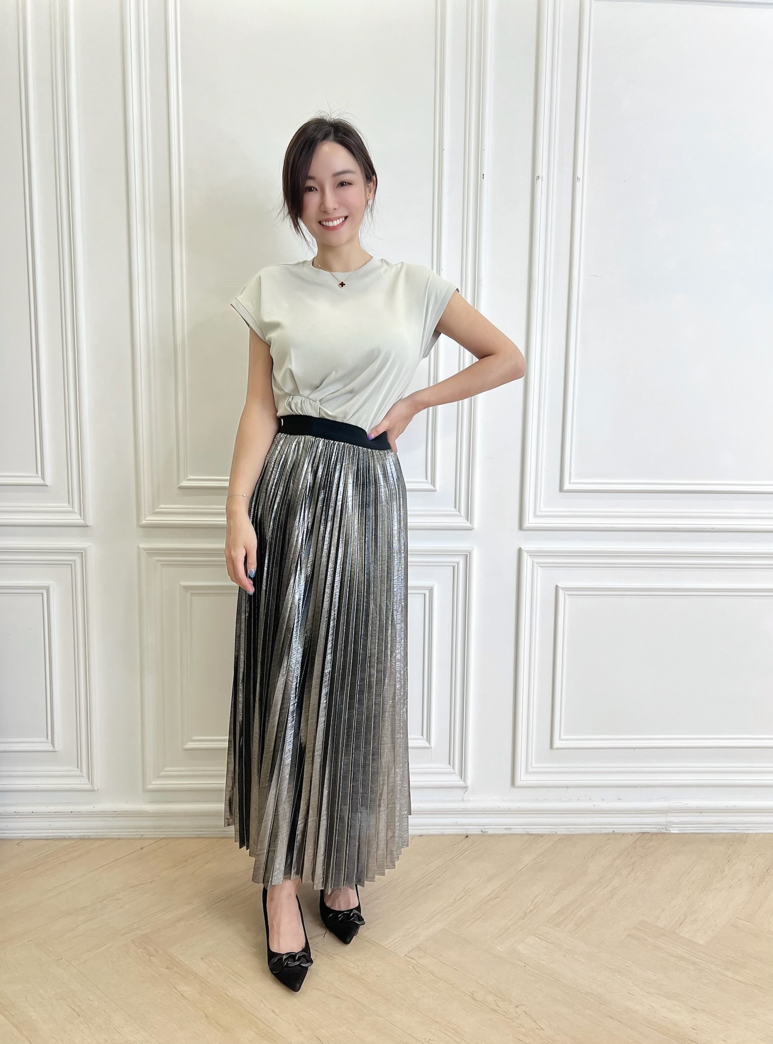 亮眼必備!閃亮百褶裙