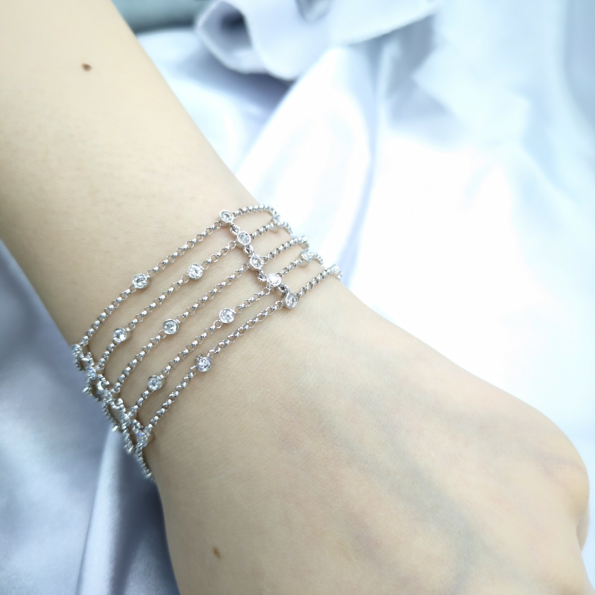 全新18K白金1卡68份鑽石手鍊