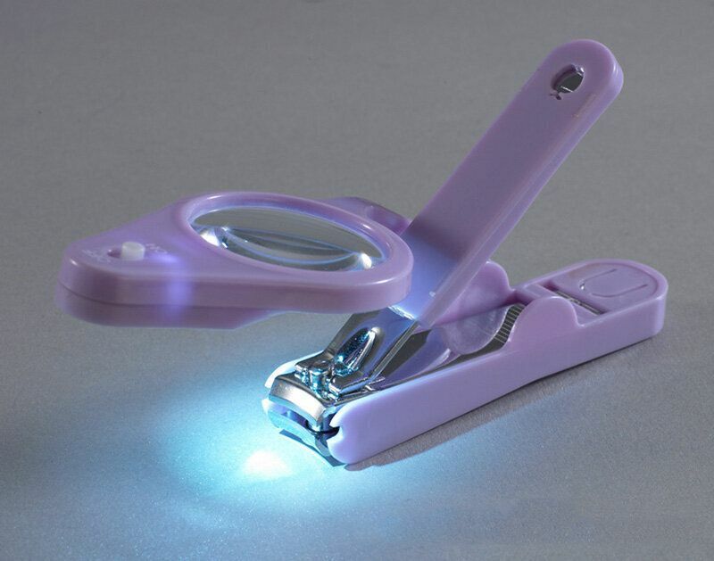 New LED magnifying glass nail clippers, nail scissors, LED nail clippers, special nail clippers for the elderly and children