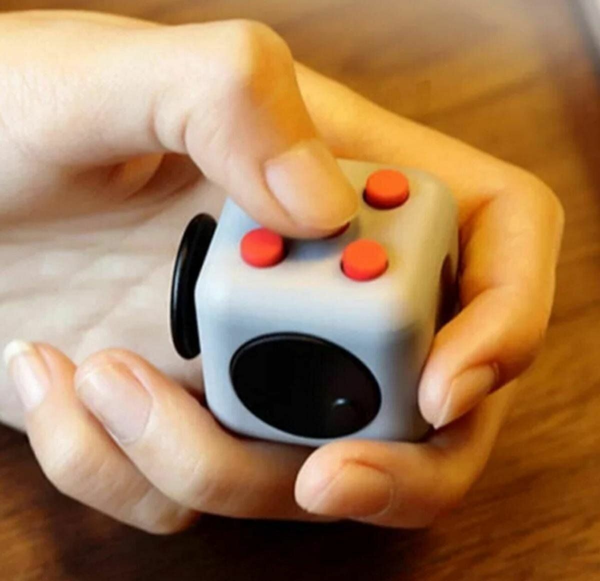 新款Fidget cube 減壓減少焦慮煩躁減壓魔方解壓骰子魔方塊玩具