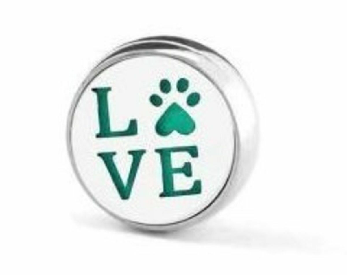 New LOVE-shaped multifunctional mask aromatherapy buckle* with 10 scented cotton pieces Essential oil buckle｜Aromatherapy essential oil buckle｜Mask magnetic buckle｜Air freshening｜Odor removal｜Deodorization