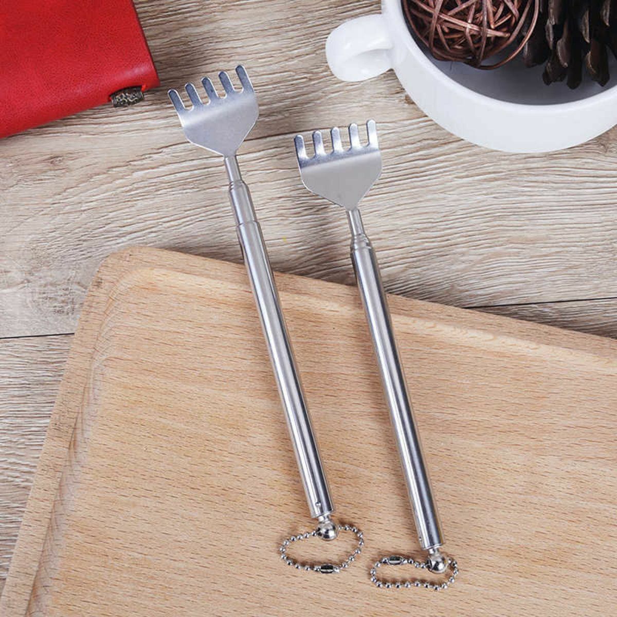 New 1 piece stainless steel retractable scratching device about 16cm to 42cm R back old man happy scratching and scratching rake back scratcher itchy scratching and scratching device portable retractable tickling and scratching device back scratching rake portable Foldable massage and scratching stick