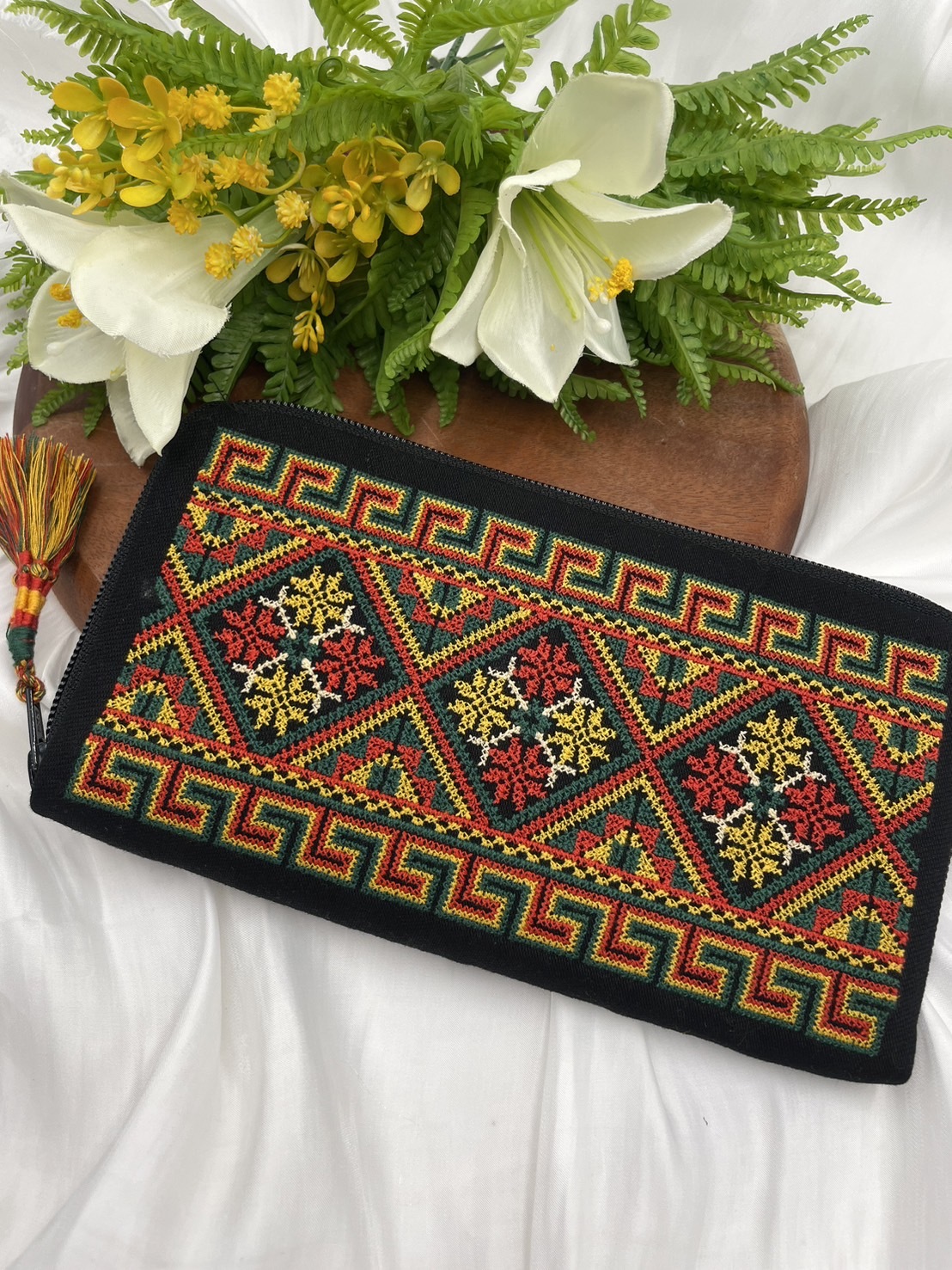 No.2黑底刺繡長夾長22cm深12cm