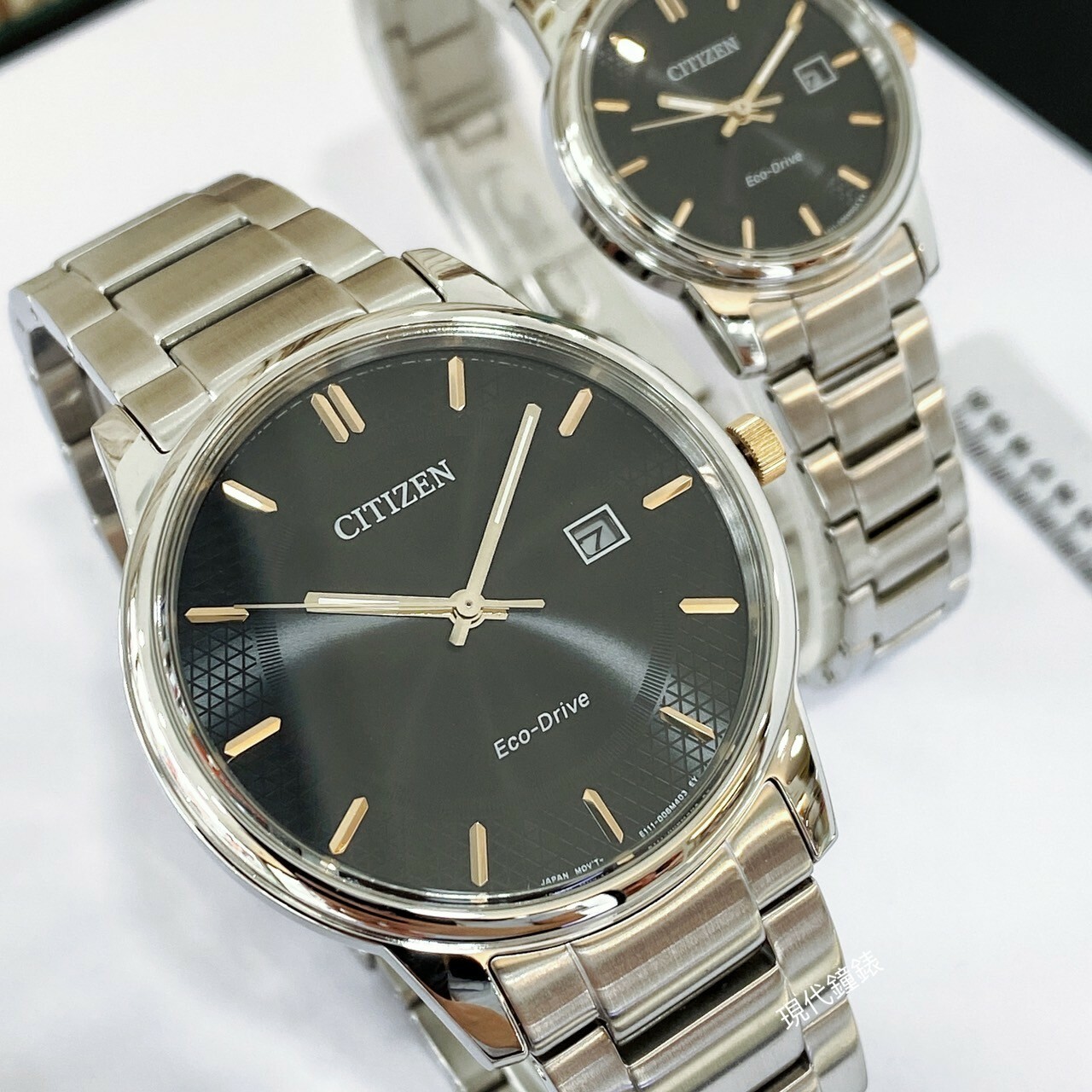 【CITIZEN星辰】PAIR 對錶 腕錶系列 BM6977-70E(40mm)/EW2317-76E(27.5mm) 現代鐘錶