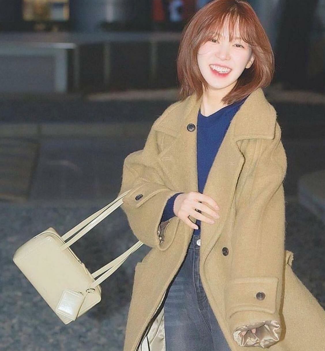 Stand Oil Post Bag(Sand)