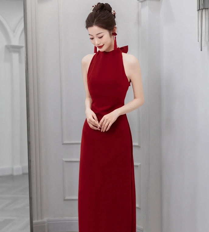 修身露背長禮服