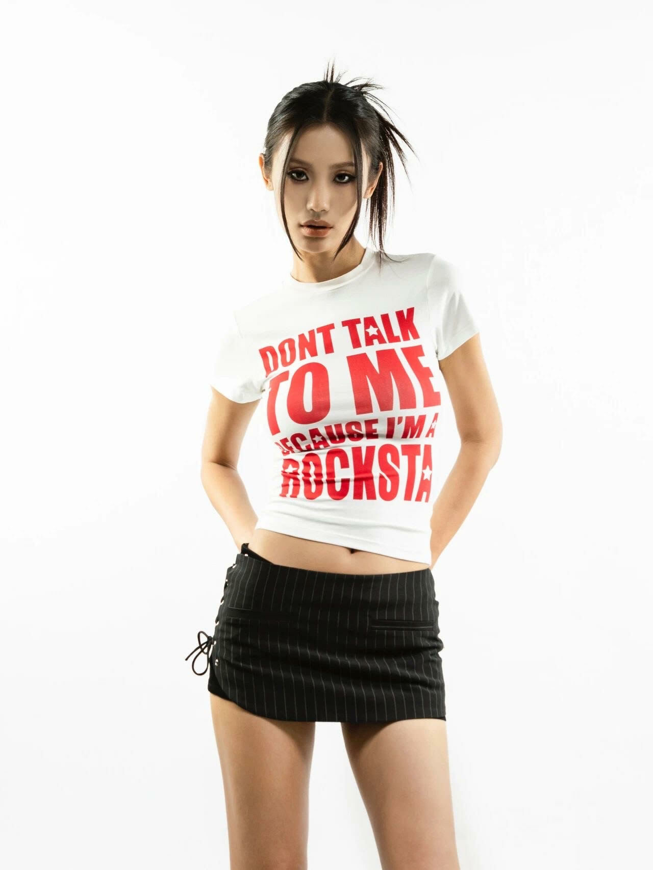 ROCKSTAGIRLS "Office Rebel" 膠印字體Logo 修身透氣 短袖 T