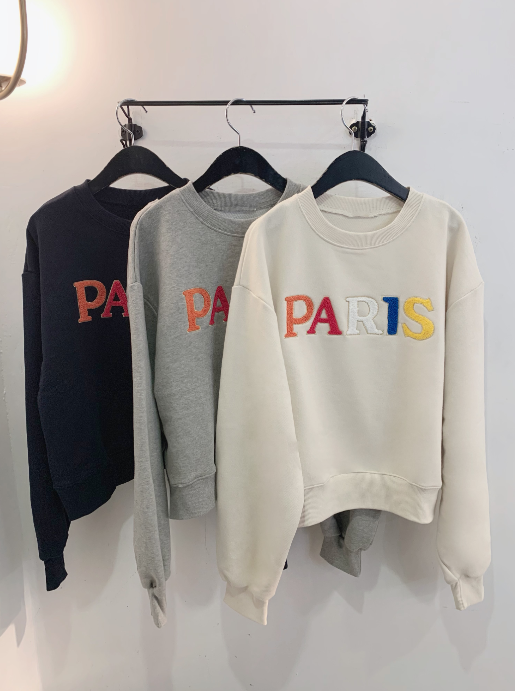 舒適棉料!PARIS大學T