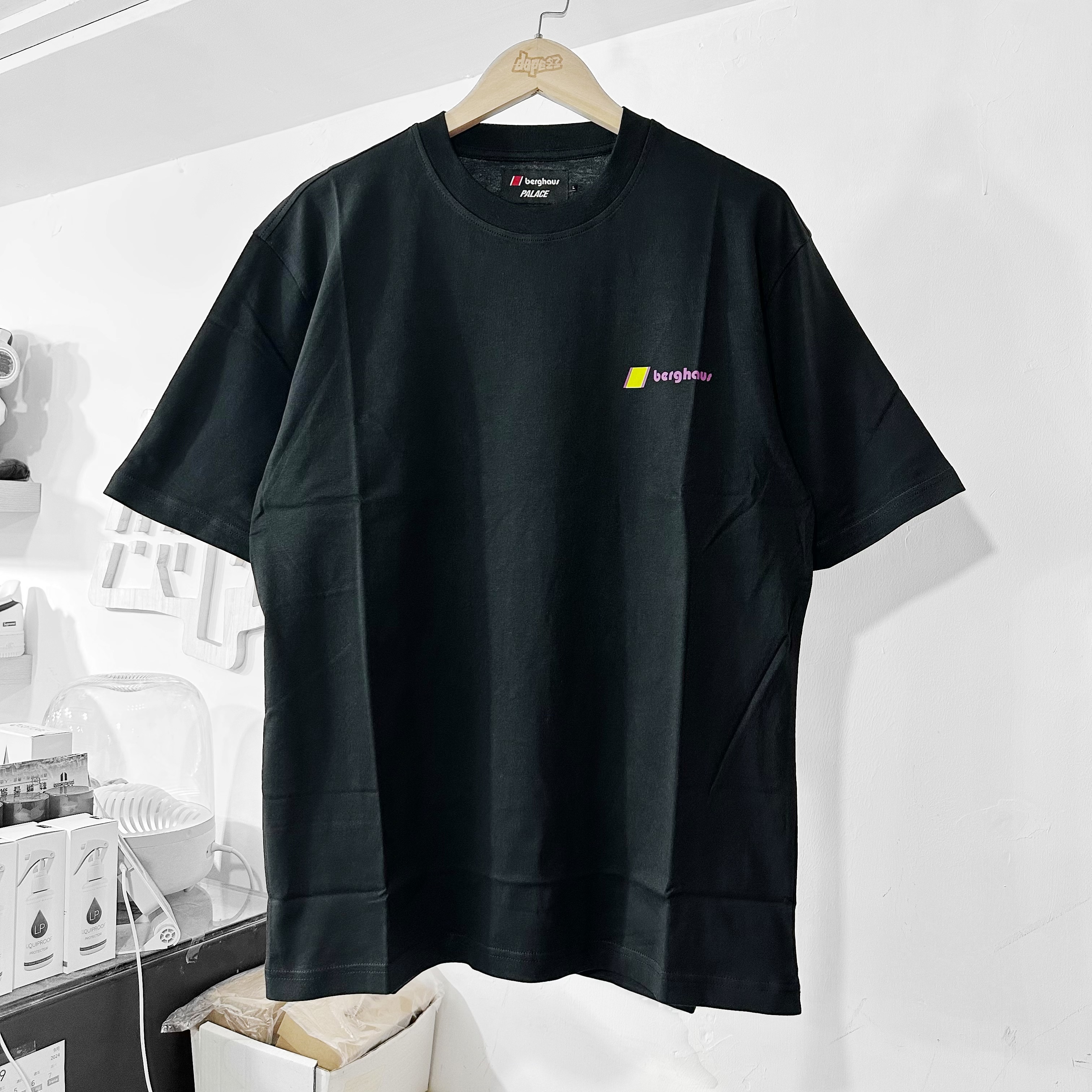 PALACE FW24 BERGHAUS TEE BLACK 聯名限定
