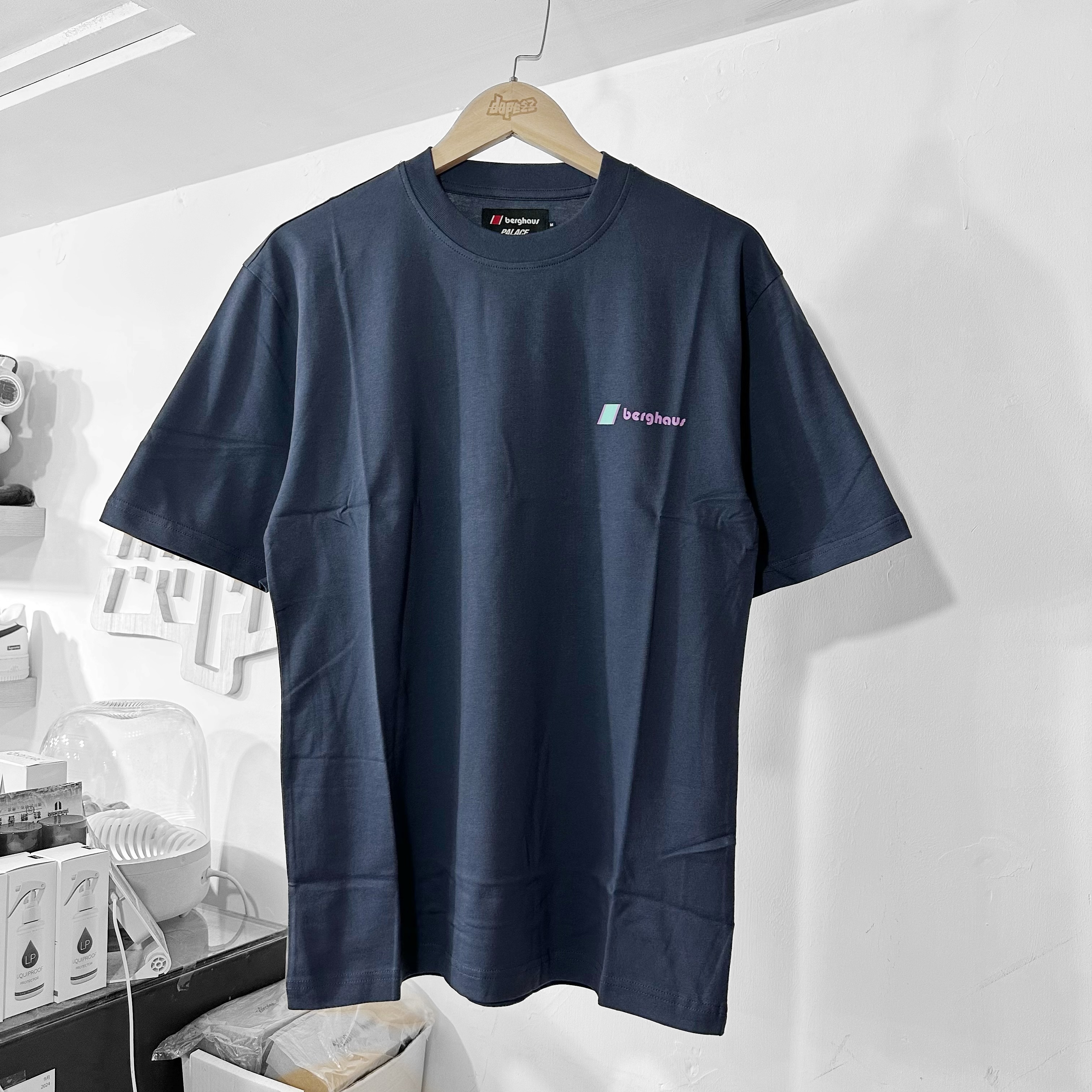 PALACE FW24 BERGHAUS TEE NAVY 聯名限定